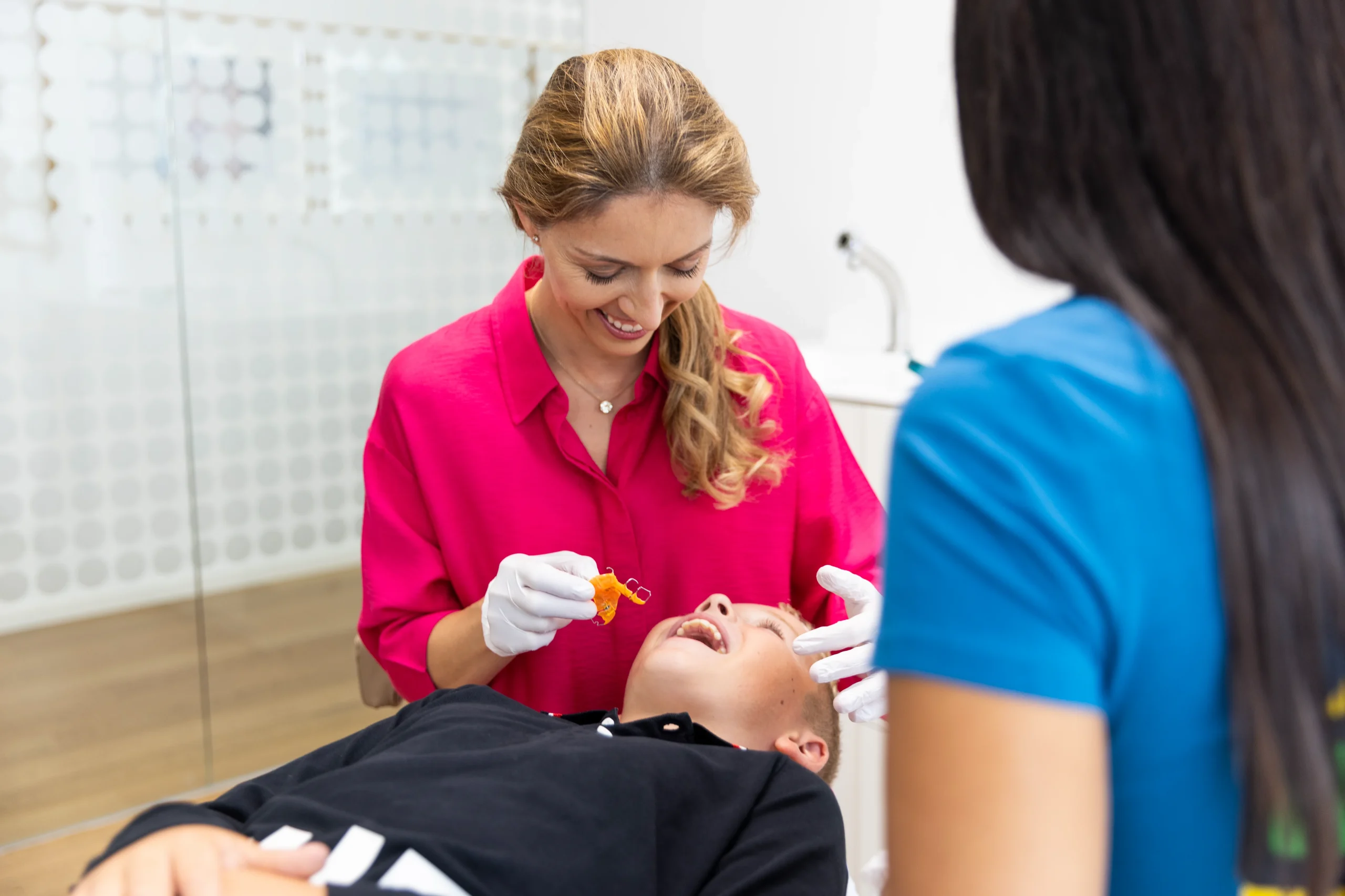 herausnehmbare Zahnspange Kinder